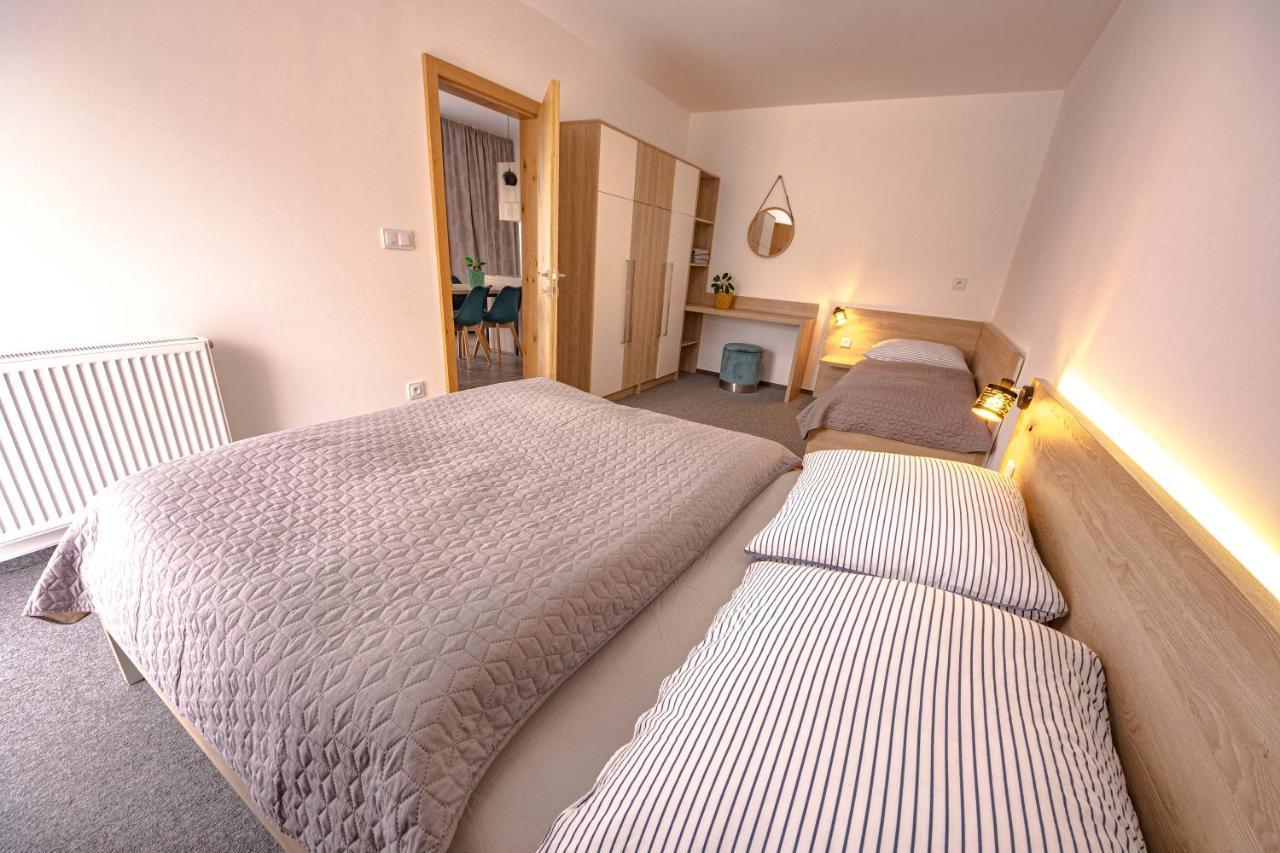 דמנובסקה דולינה Zore Jasna Apartments מראה חיצוני תמונה