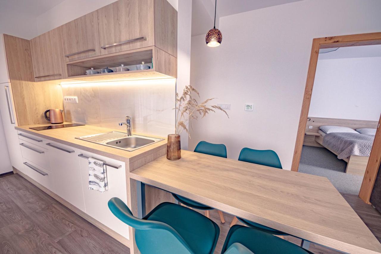 דמנובסקה דולינה Zore Jasna Apartments מראה חיצוני תמונה