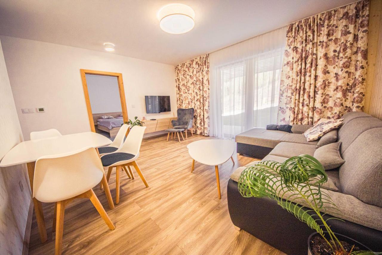 דמנובסקה דולינה Zore Jasna Apartments מראה חיצוני תמונה