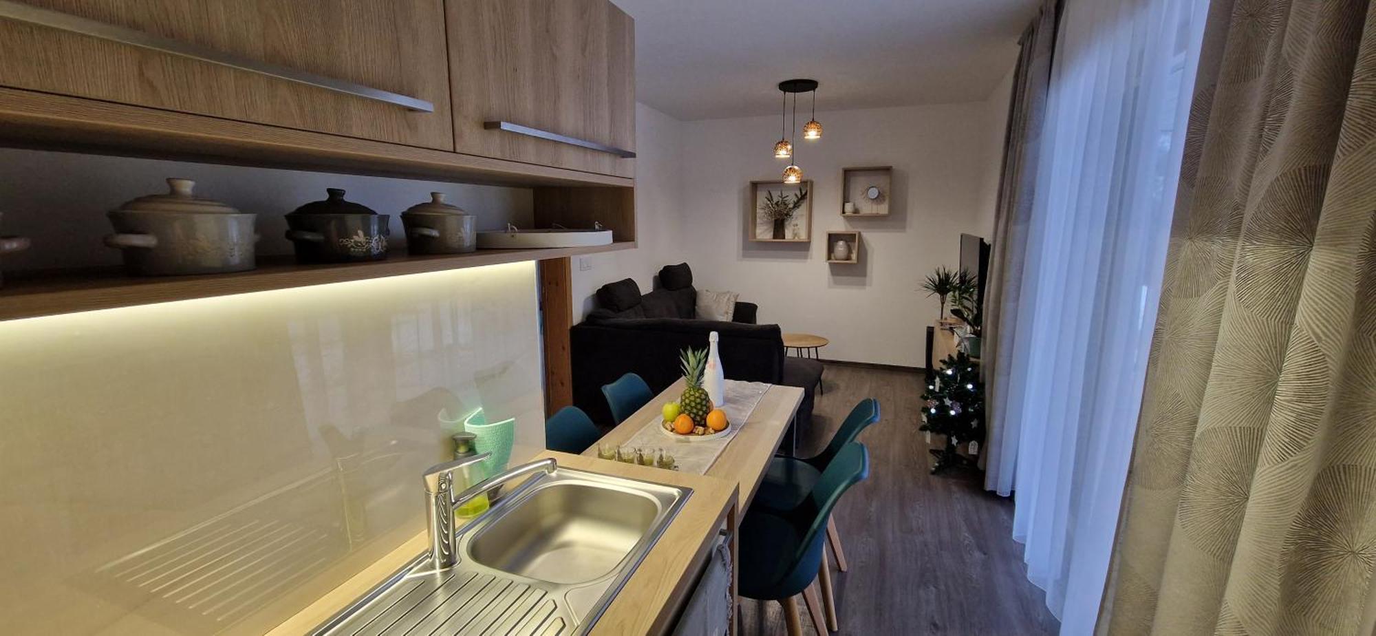 דמנובסקה דולינה Zore Jasna Apartments מראה חיצוני תמונה